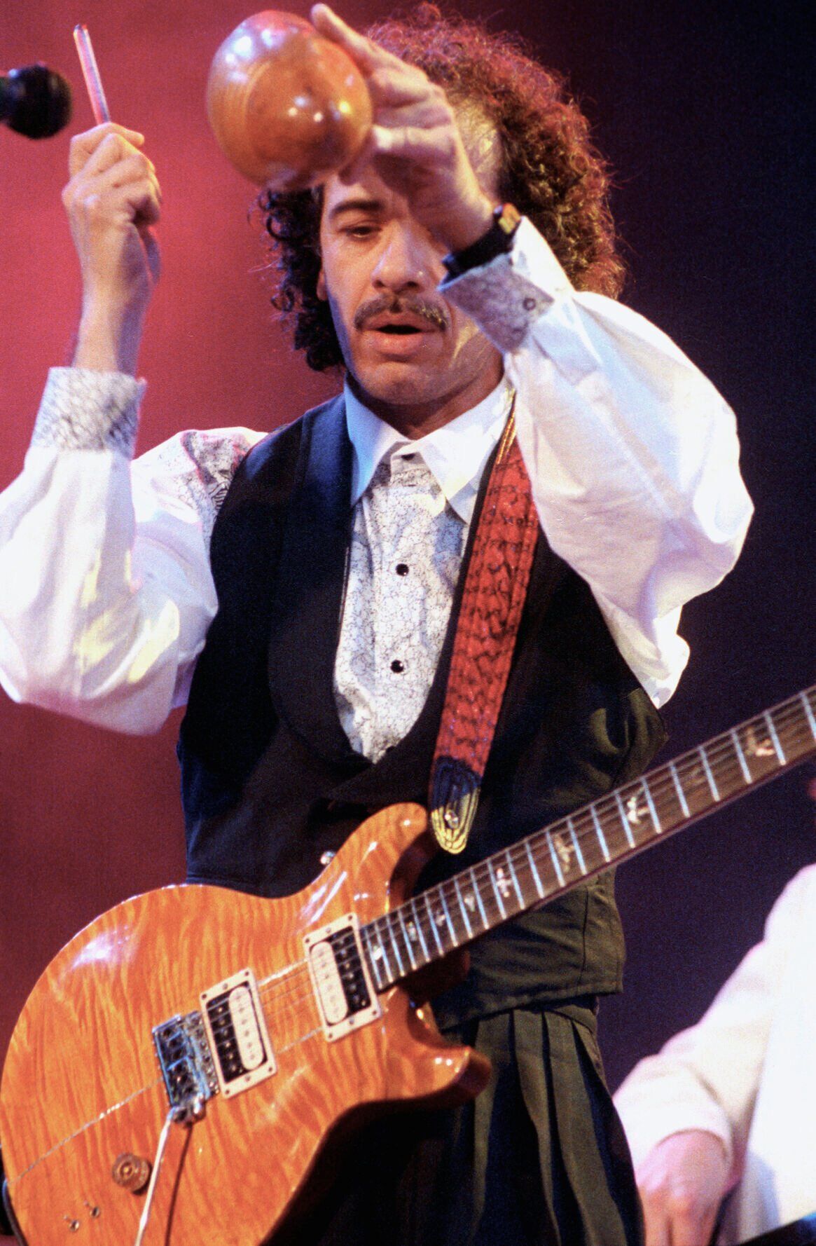 1989: CARLOS SANTANA